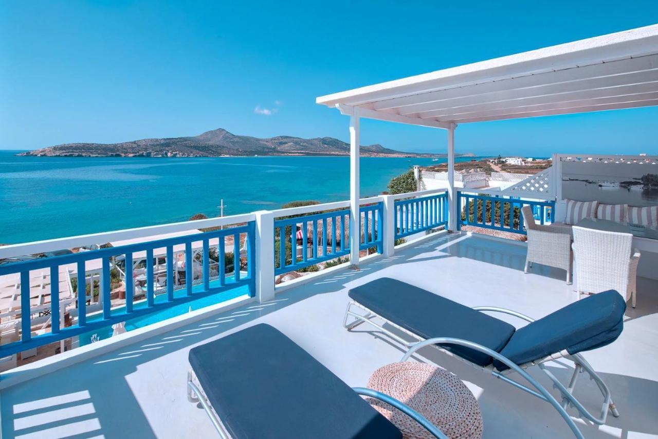 Blue Dolphin Antiparos Villas And Suites Agios Georgios  Экстерьер фото
