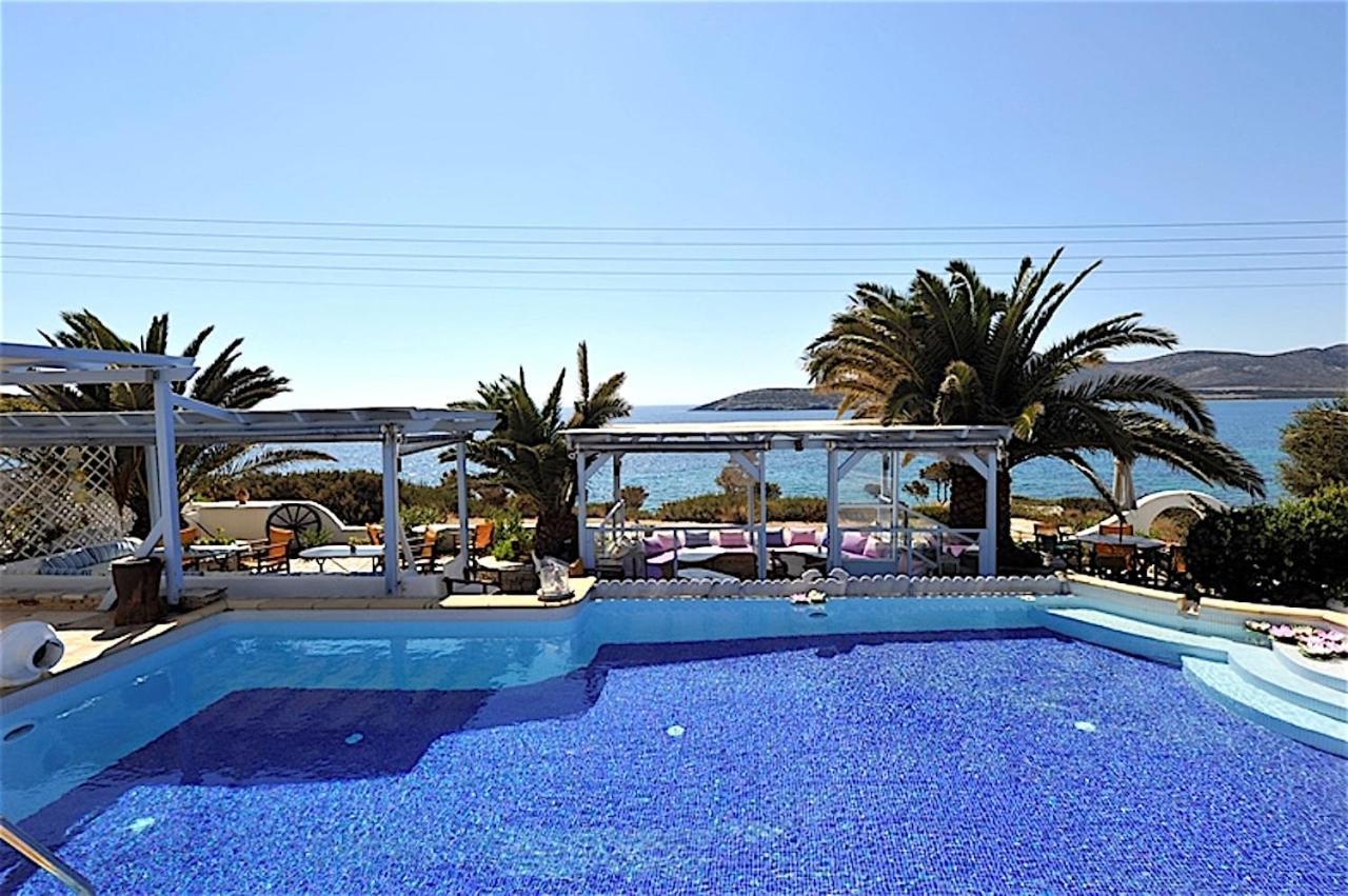 Blue Dolphin Antiparos Villas And Suites Agios Georgios  Экстерьер фото