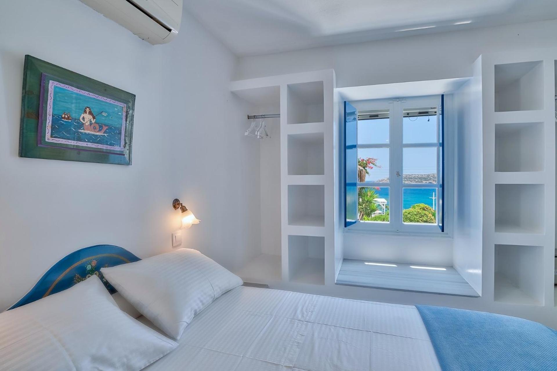 Blue Dolphin Antiparos Villas And Suites Agios Georgios  Экстерьер фото