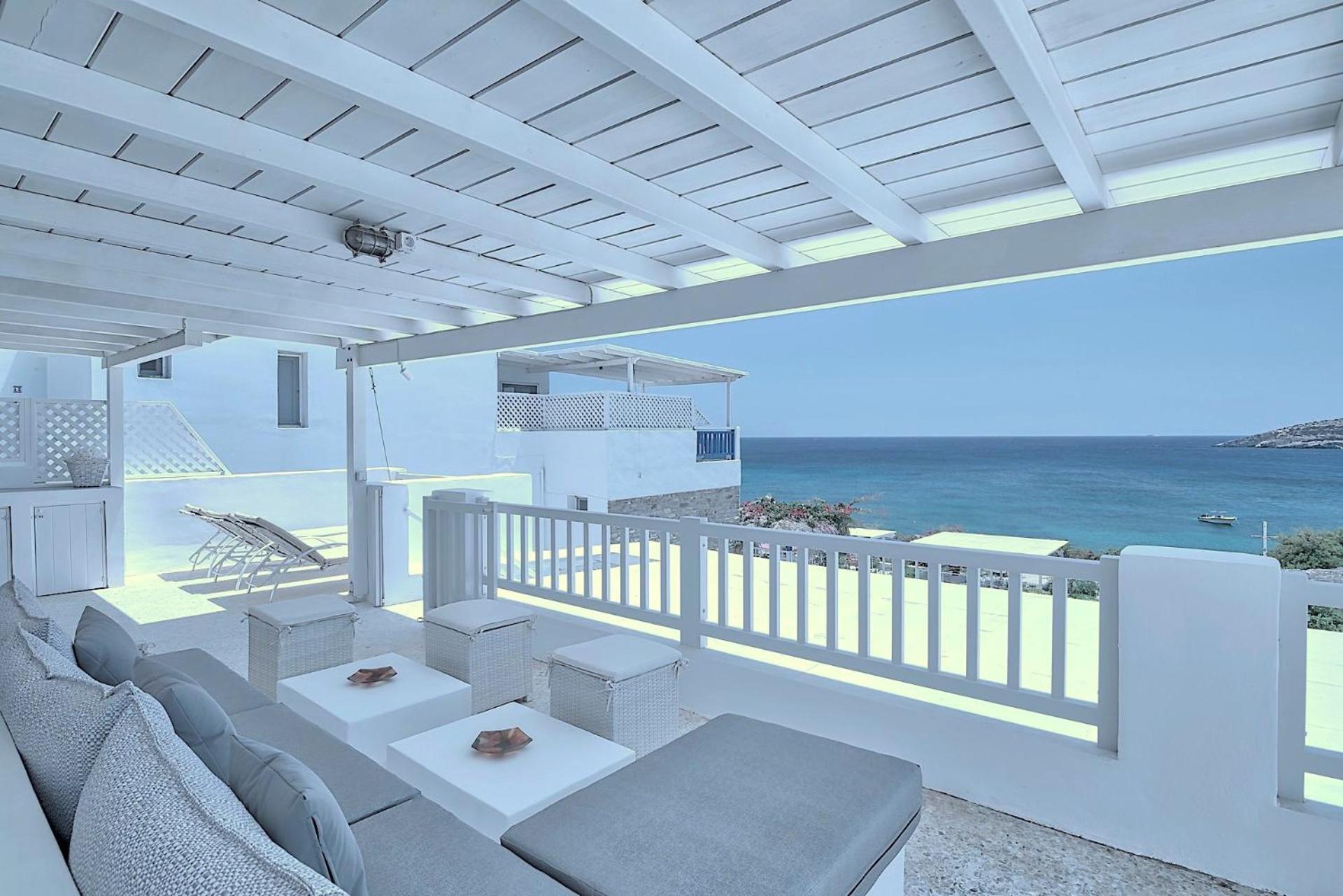 Blue Dolphin Antiparos Villas And Suites Agios Georgios  Экстерьер фото