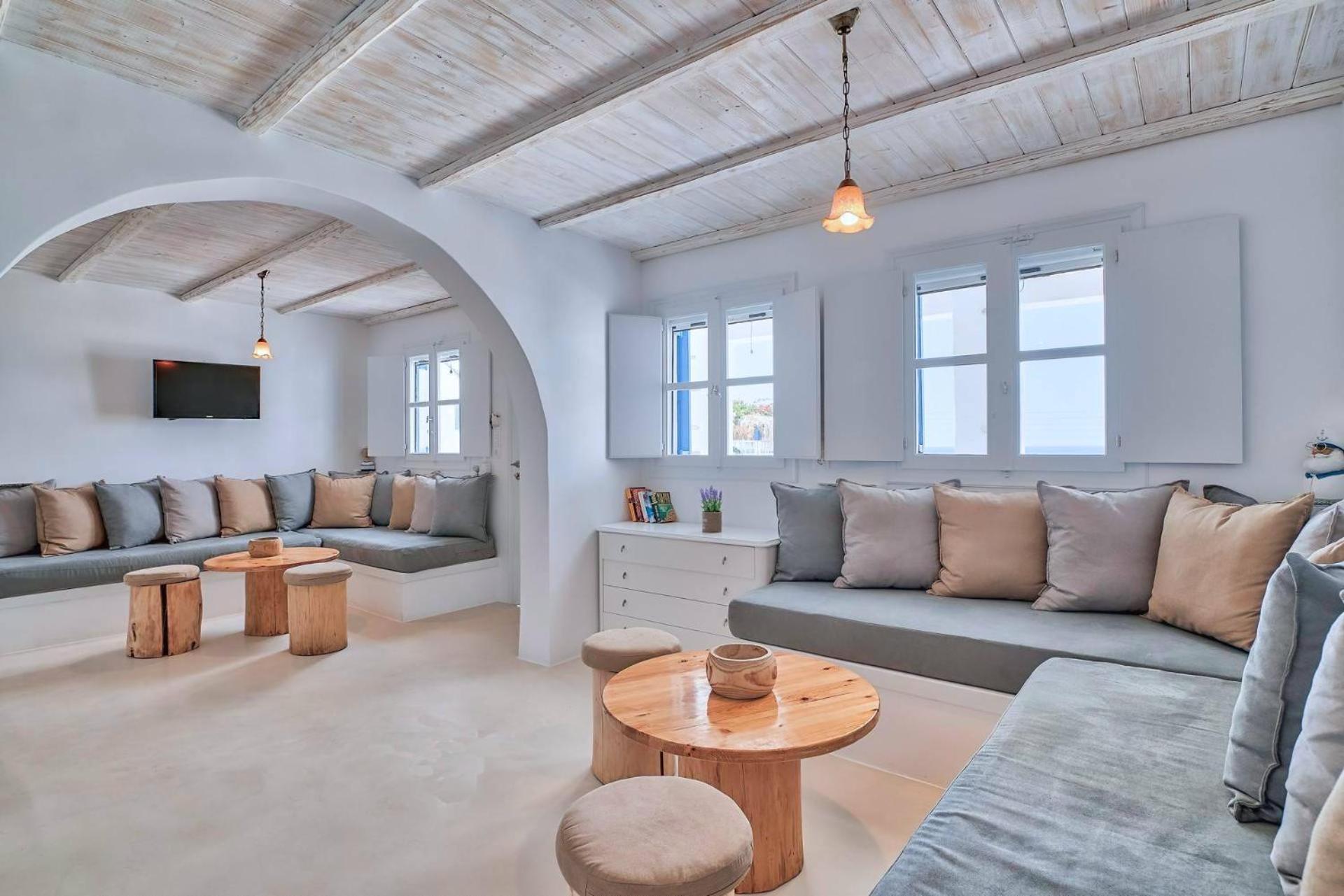 Blue Dolphin Antiparos Villas And Suites Agios Georgios  Экстерьер фото