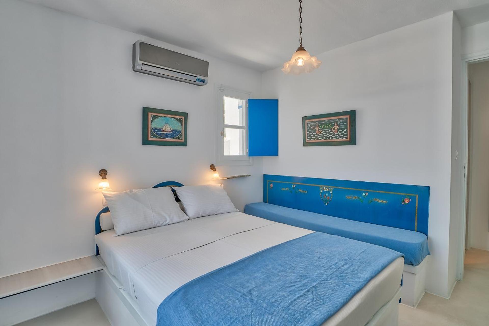 Blue Dolphin Antiparos Villas And Suites Agios Georgios  Экстерьер фото