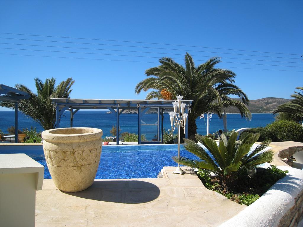 Blue Dolphin Antiparos Villas And Suites Agios Georgios  Номер фото